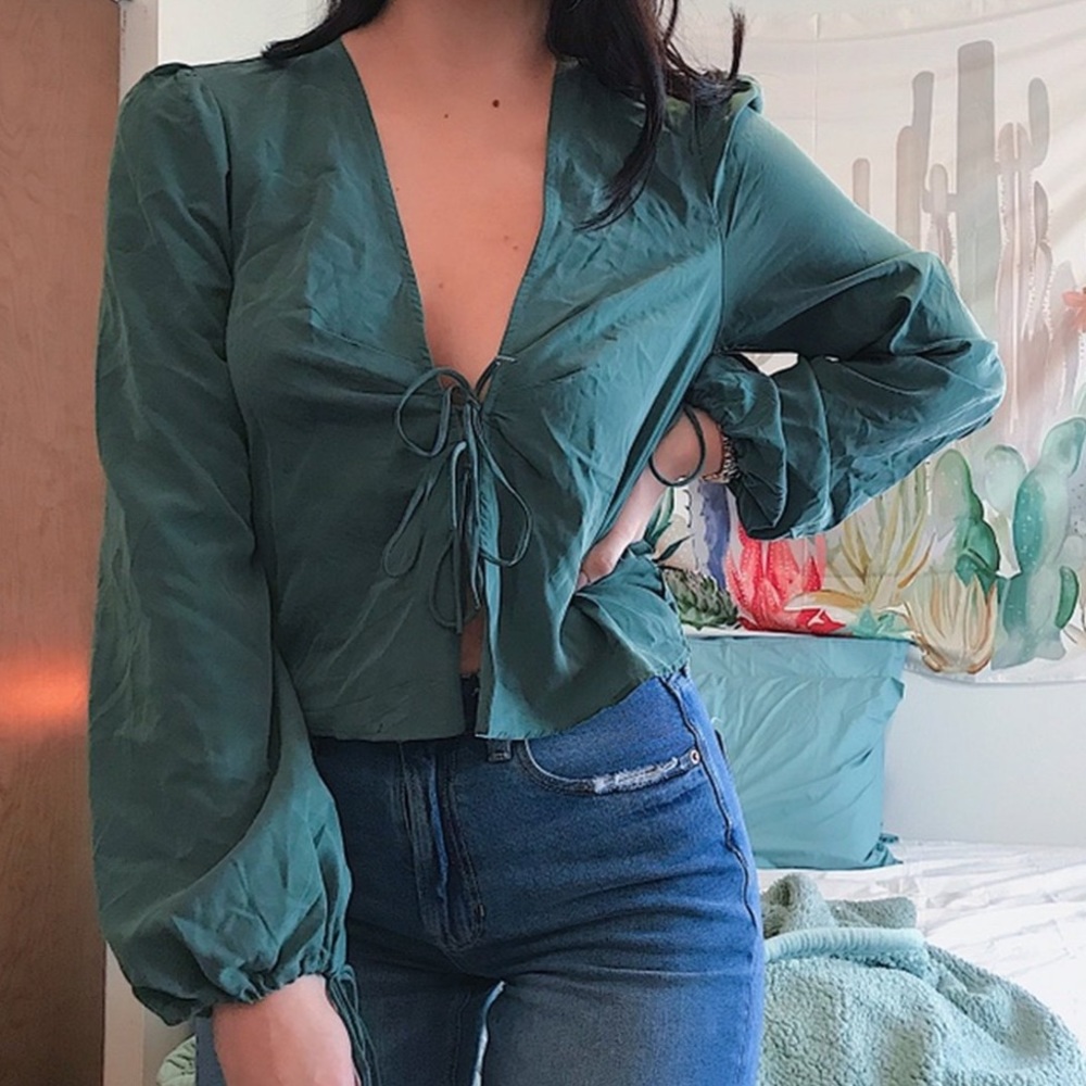 NWT URBAN OUTFITTERS TOP